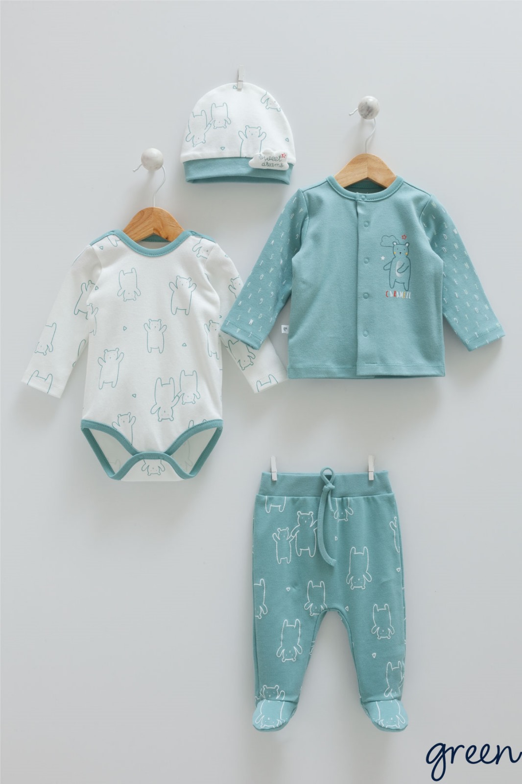 Caramell Star Bear Series 4-Pack of Baby Clothes Set